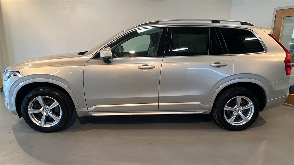 Used 2016 Volvo XC90 Momentum with VIN YV4102XK3G1080273 for sale in Summit, NJ