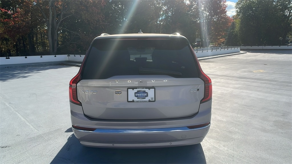 New 2026 Volvo XC90 B5 Core SUV