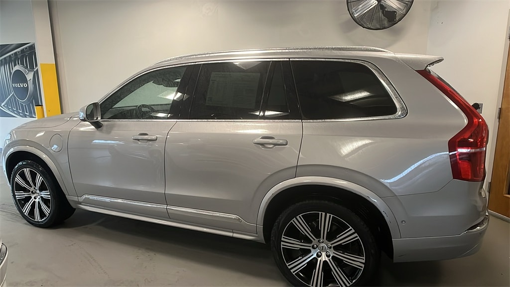 Certified 2023 Volvo XC90 Recharge Plug-In Hybrid T8 Plus Bright Theme 7 Passenger SUV