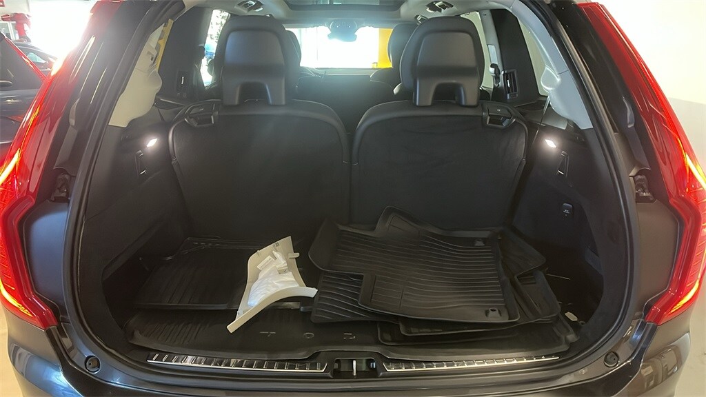 2023 Volvo XC90 Ultimate photo 4