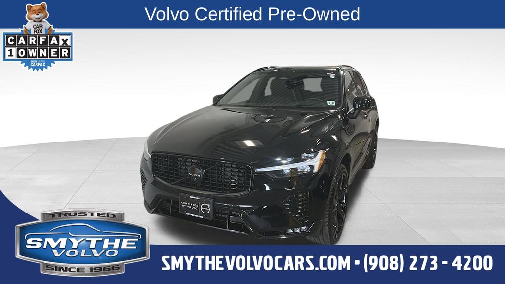 2025 Volvo XC60 B5 Ultra Black Edition Theme AWD's photo