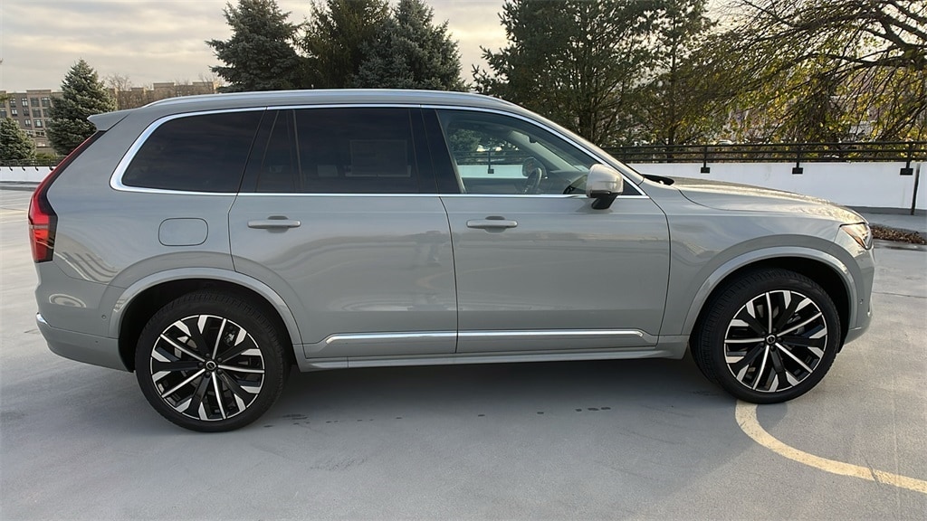 New 2026 Volvo XC90 plug-in hybrid T8 Plus 7-Seater SUV