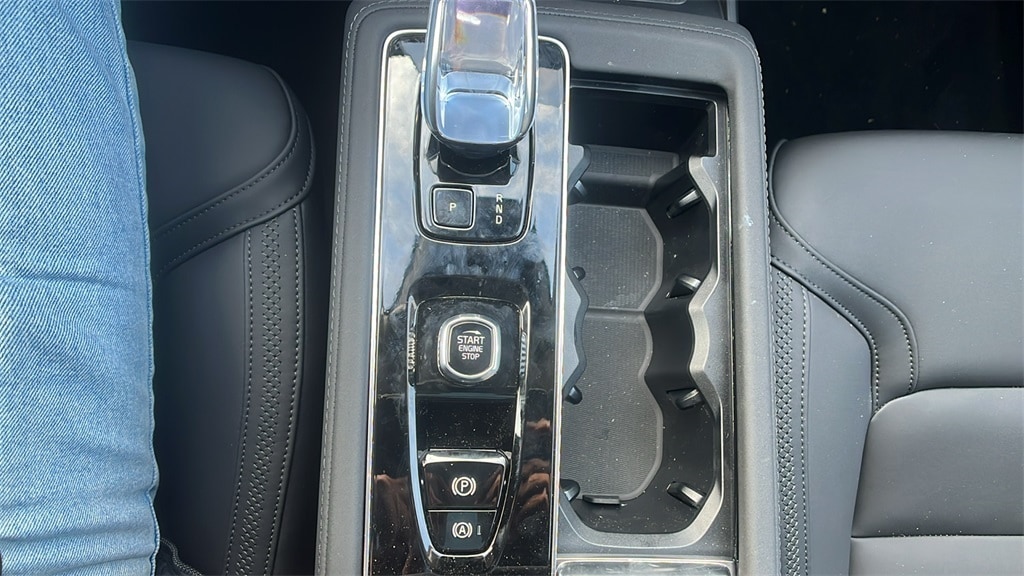 2026 Volvo XC90 Plus - Photo 19