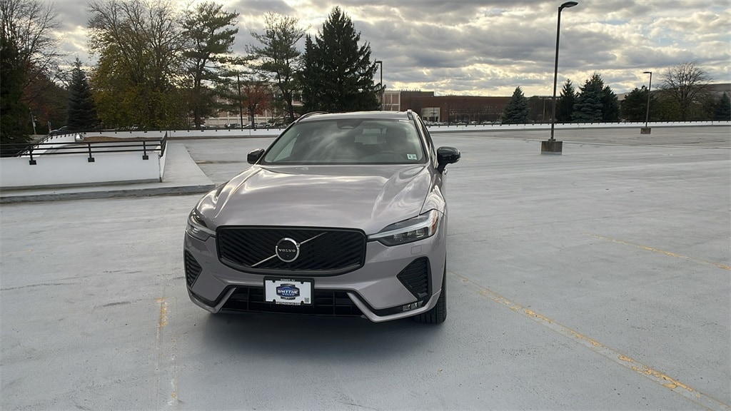 2026 Volvo XC60 Plus