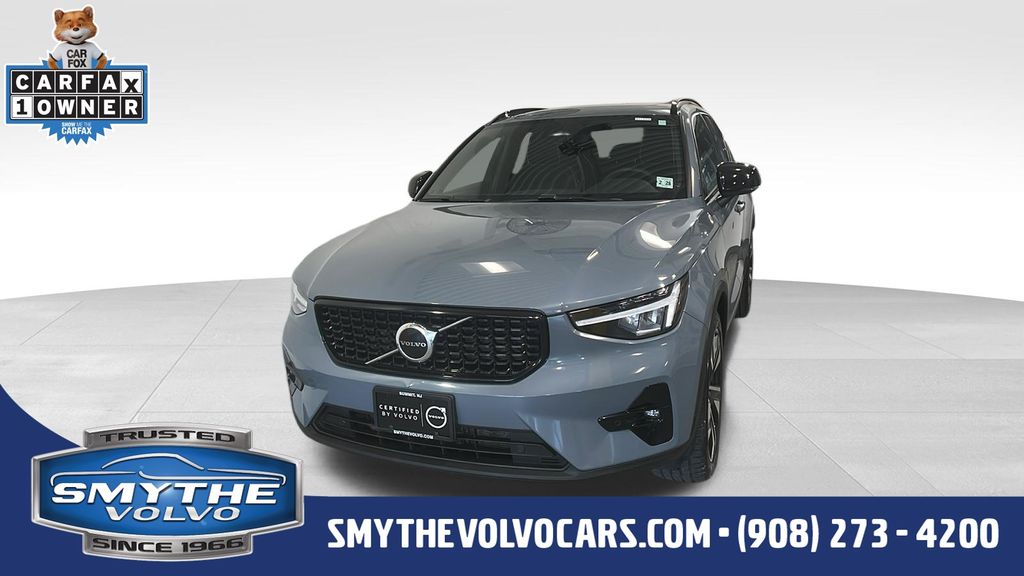 2023 Volvo XC40