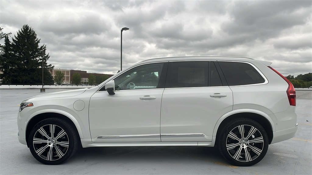 Certified 2023 Volvo XC90 Recharge Plug-In Hybrid T8 Plus 6 Passenger SUV