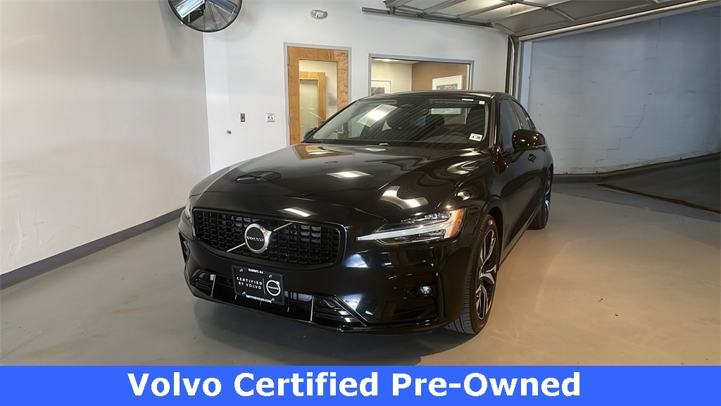 Certified 2024 Volvo S60 B5 Core Dark Theme Sedan