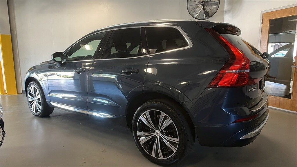 2022 Volvo XC60 Inscription photo 2