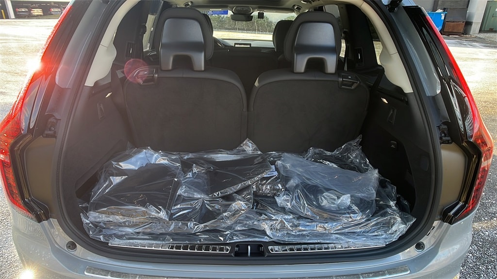 New 2025 Volvo XC90 plug-in hybrid T8 (2025.5) Plus 7-Seater SUV