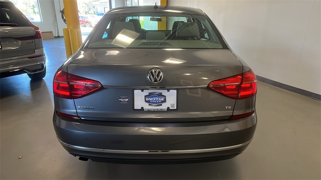 Used 2016 Volkswagen Passat 1.8T S Sedan