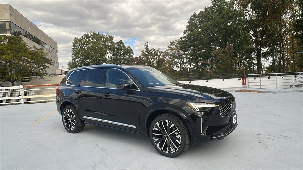 2026 Volvo XC90 Plus - Photo 7