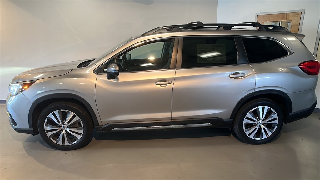 Used 2019 Subaru Ascent Limited with VIN 4S4WMAMD7K3441932 for sale in Summit, NJ