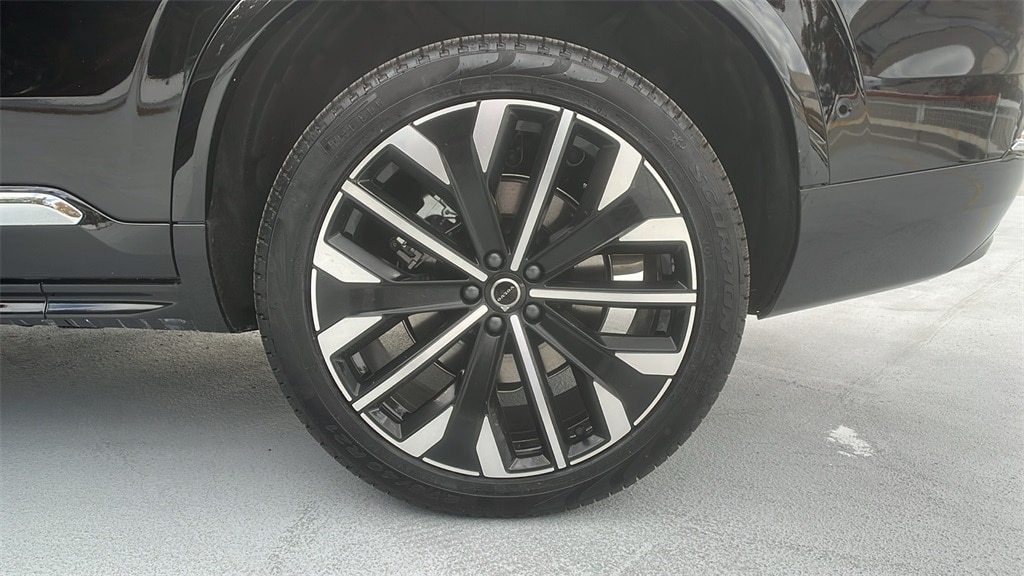 2026 Volvo XC90 Ultra - Photo 19
