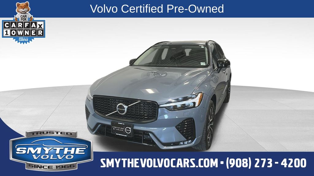 2024 Volvo XC60 B5 Core Dark Theme AWD's photo
