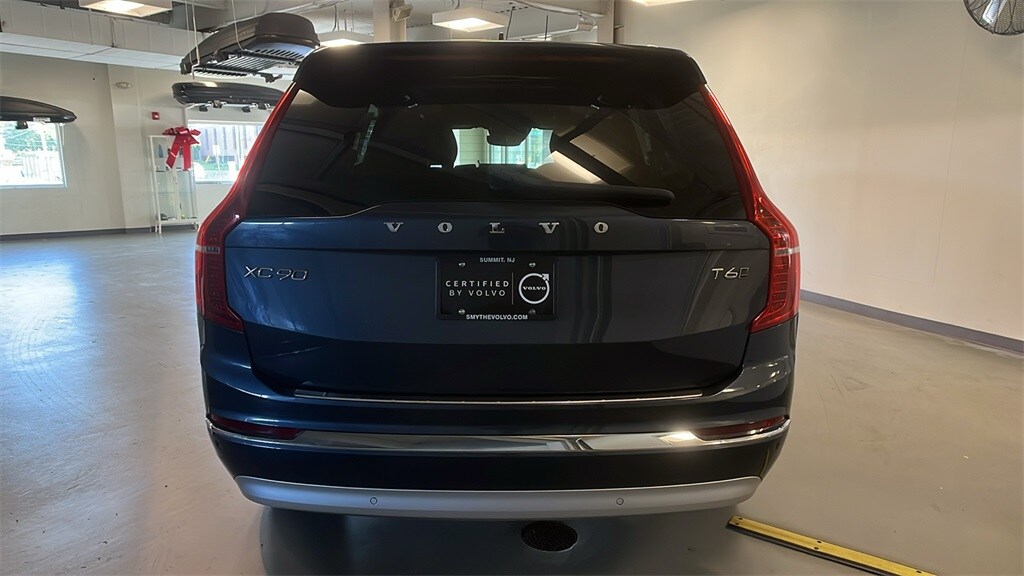 2022 Volvo XC90 T6 Inscription photo 2