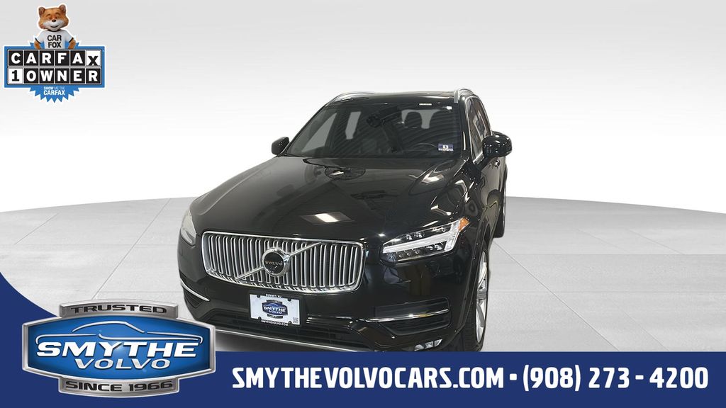 2017 Volvo XC90 T6 AWD Inscription's photo