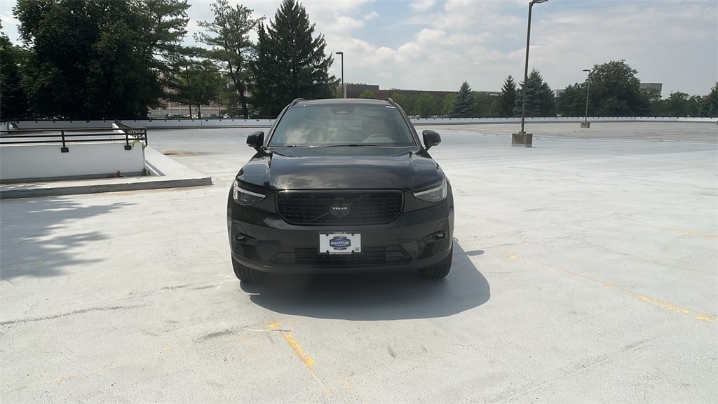 2026 Volvo XC40 Ultra Black Edition's photo