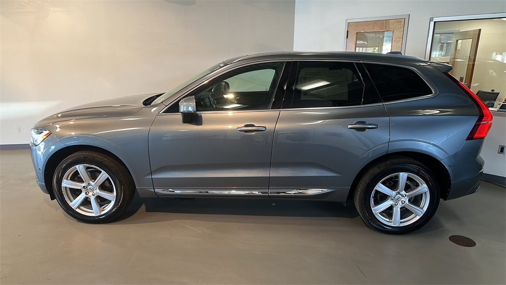 Used 2018 Volvo XC60 Inscription with VIN YV4102RL6J1052416 for sale in Summit, NJ