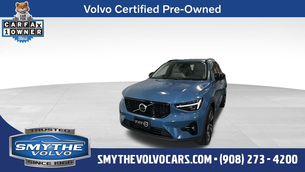 2024 Volvo XC40