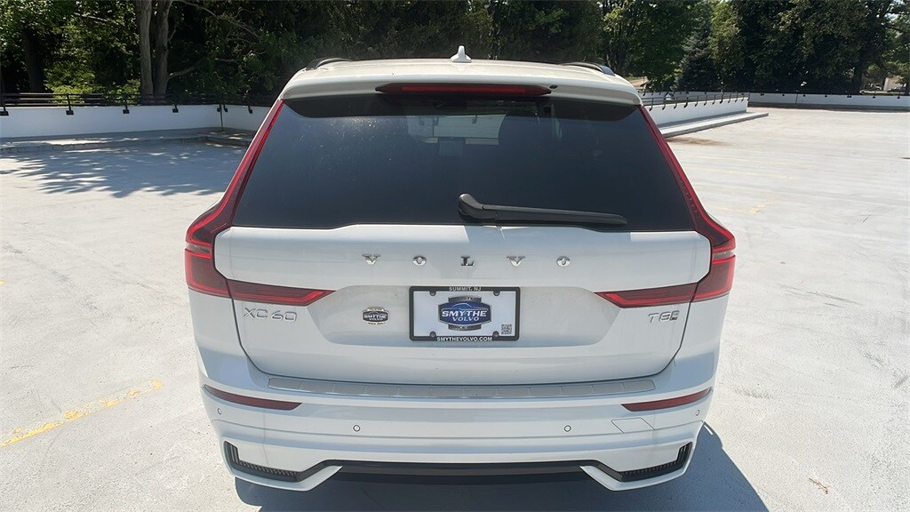 2026 Volvo XC60 Hybrid T8 Plus photo 4