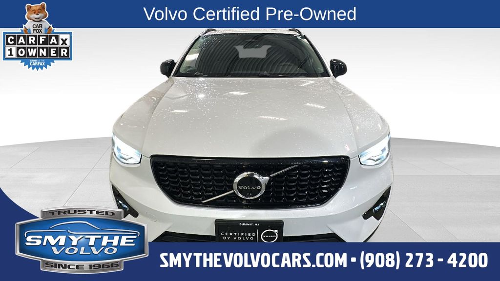 2023 Volvo XC40