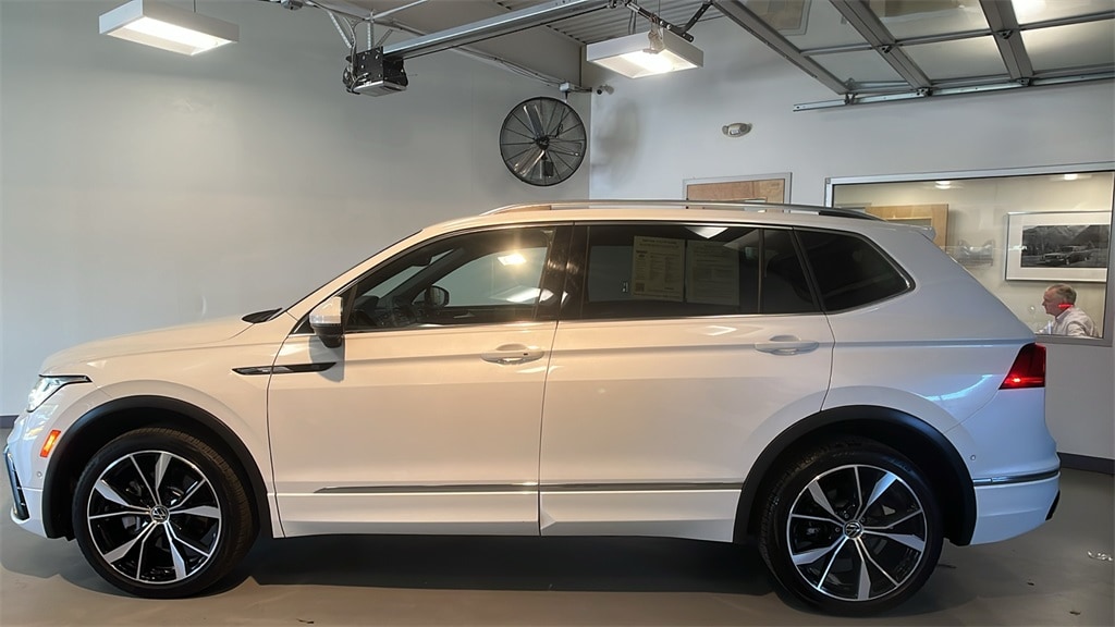 Used 2022 Volkswagen Tiguan 2.0T SEL R-Line SUV
