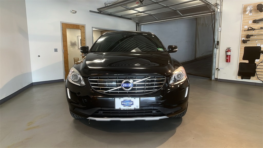 2016 Volvo XC60 T6 Drive-E Platinum
