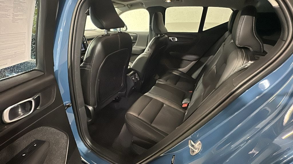 Used 2023 Volvo XC40 For Sale at Smythe Volvo Cars | VIN