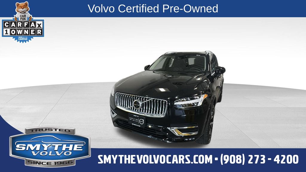 2023 Volvo XC90 B5 Plus 4WD's photo