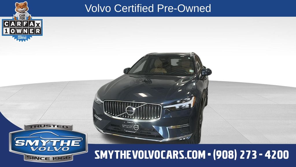 2023 Volvo XC60 B5 Ultimate Bright Theme AWD's photo