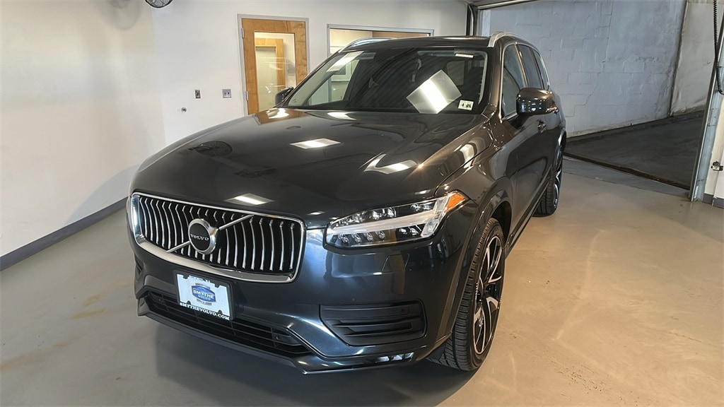 Used 2021 Volvo XC90 T6 Momentum SUV