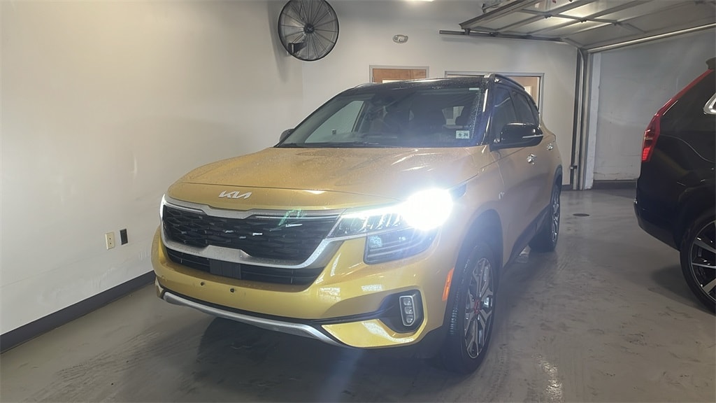 Used 2022 Kia Seltos SX SUV