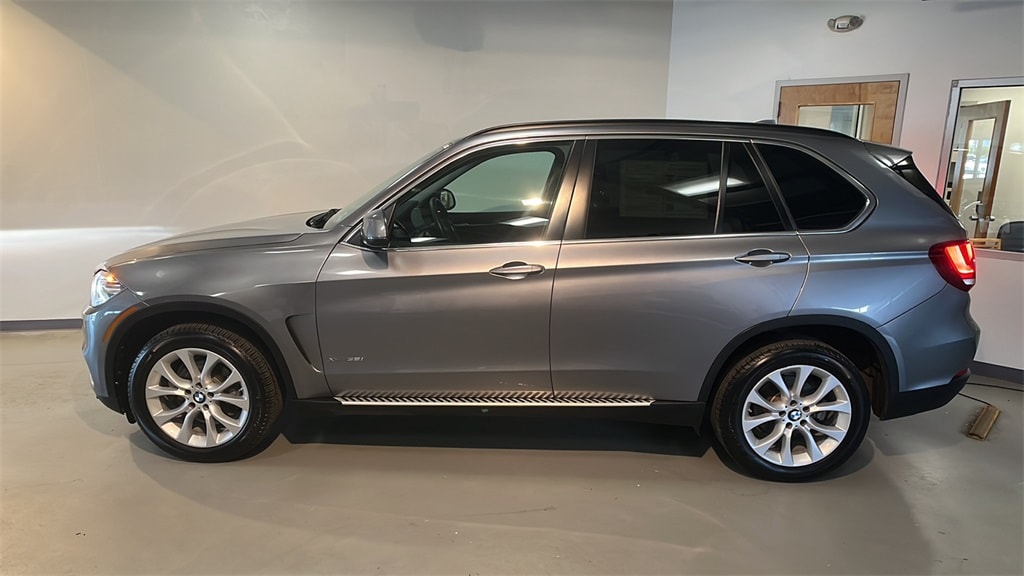 Used 2016 BMW X5 xDrive35i with VIN 5UXKR0C57G0U11023 for sale in Summit, NJ