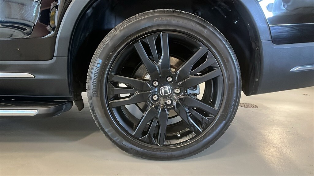 2020 Honda Pilot Touring photo 3