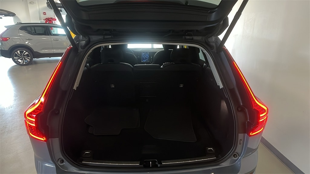 Certified 2023 Volvo XC60 B5 Plus Dark Theme SUV