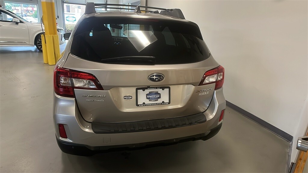 2017 Subaru Outback 2.5i photo 3