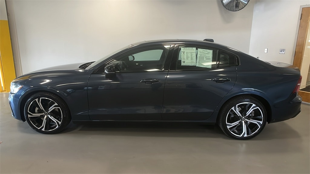 Certified 2025 Volvo S60 B5 Core Sedan