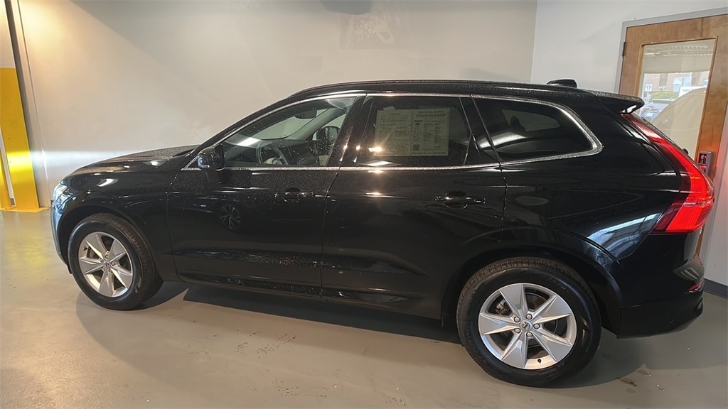 Certified 2022 Volvo XC60 Momentum with VIN YV4L12RK1N1904982 for sale in Summit, NJ