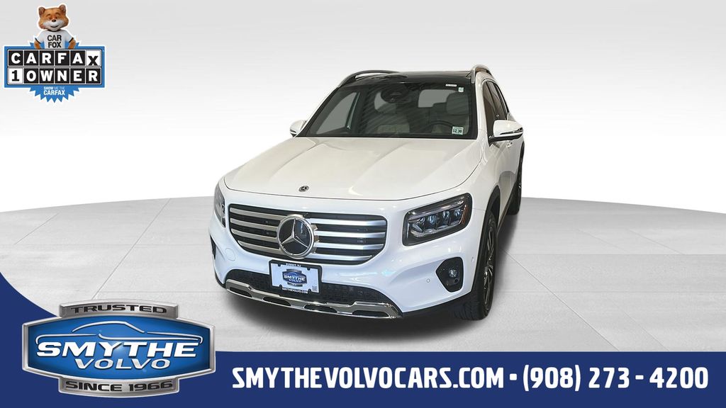 2026 Mercedes-Benz GLB GLB 250 4MATIC's photo