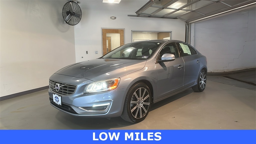 Used 2017 Volvo S60 Inscription T5 Platinum Sedan