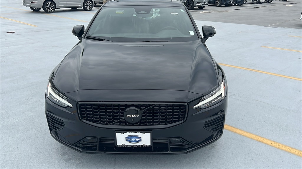 New 2024 Volvo S60 Recharge PlugIn Hybrid For Sale at Smythe Volvo