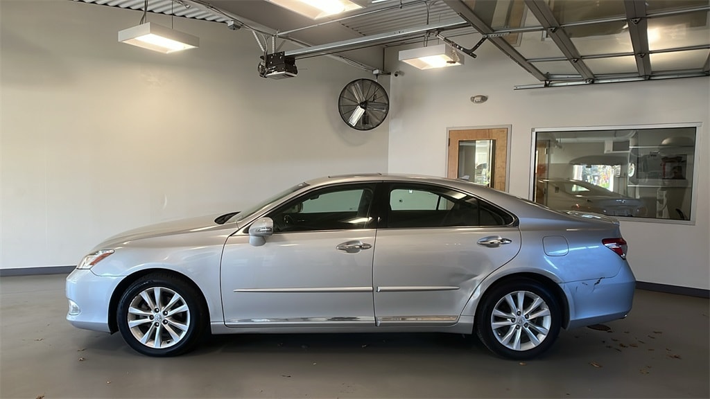Used 2011 Lexus ES 350 Sedan