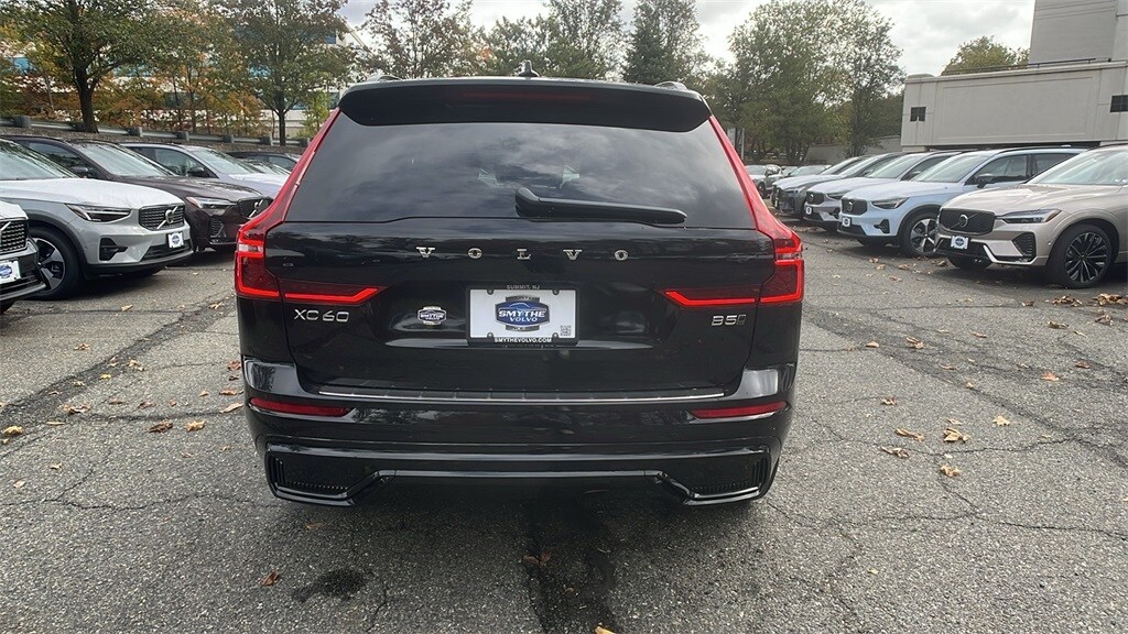2026 Volvo XC60 B5 Plus photo 4