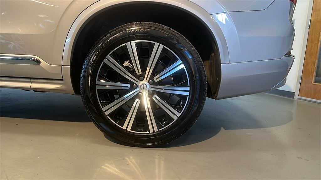 Certified 2025 Volvo XC90 B5 Core SUV