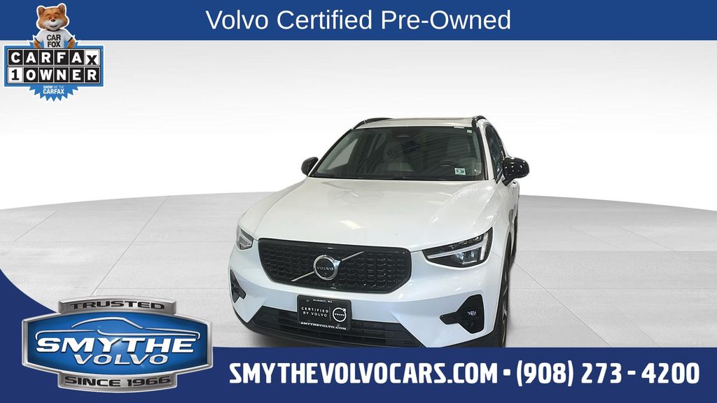 2023 Volvo XC40