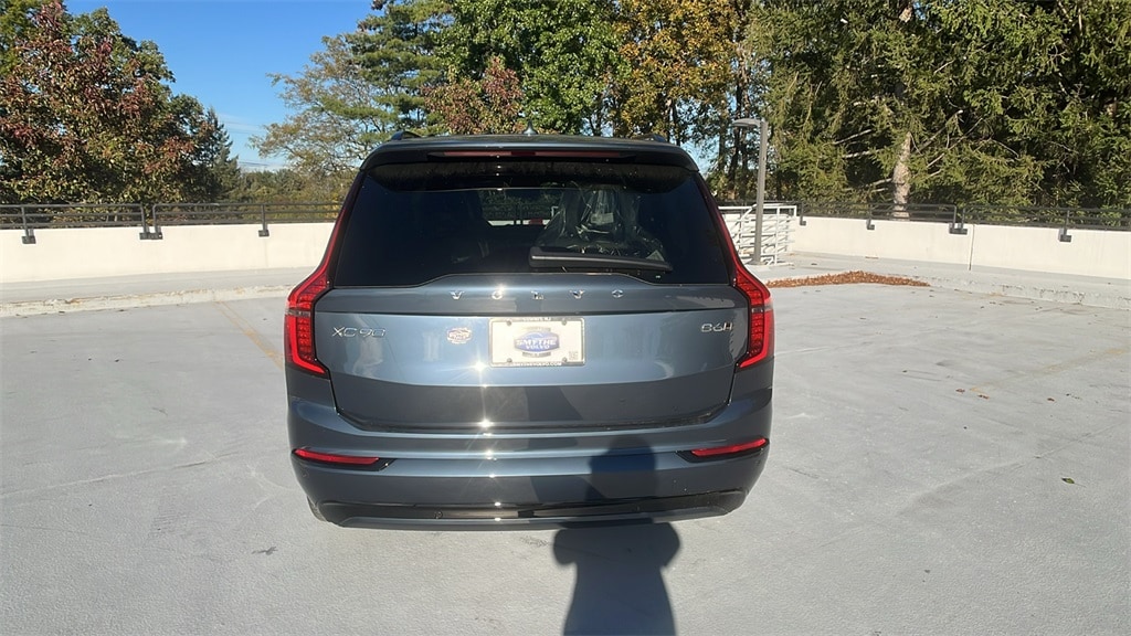 New 2026 Volvo XC90 B6 Ultra Dark Theme 7-Seater SUV