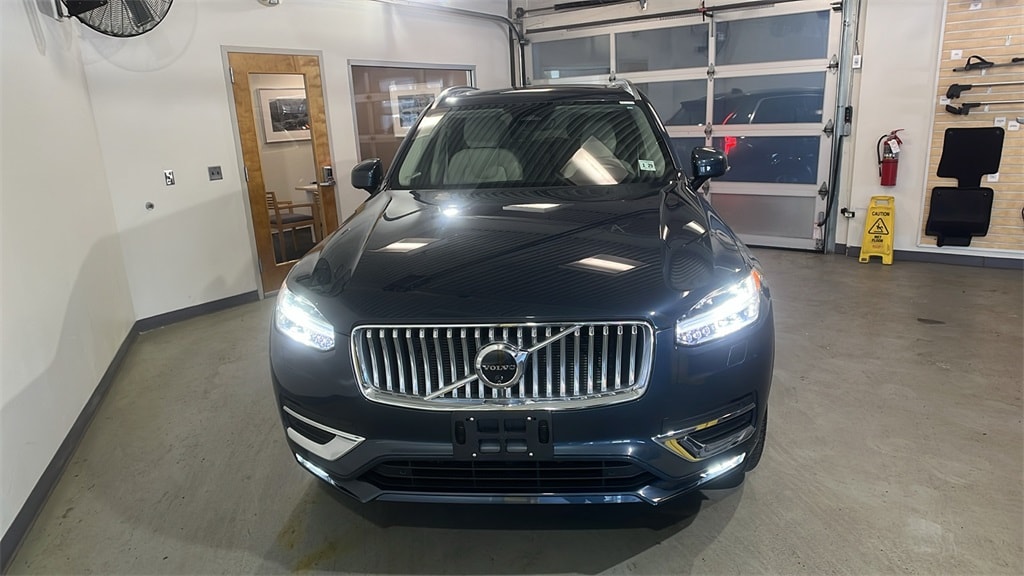 Certified 2024 Volvo XC90 B6 Plus Bright Theme 6-Seater SUV