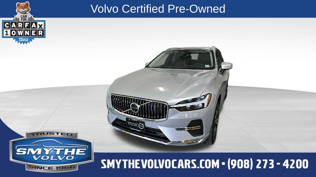 2023 Volvo XC60 B6 Ultimate Bright Theme AWD's photo