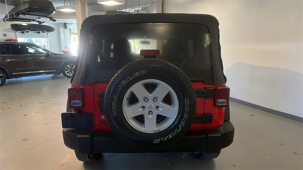 2017 Jeep Wrangler Unlimited Sport photo 4