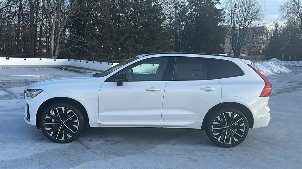 New 2026 Volvo XC60 B5 Ultra SUV